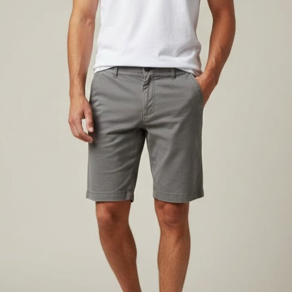 🩳 Classic Grey Chino Shorts SIZE 32 🩳